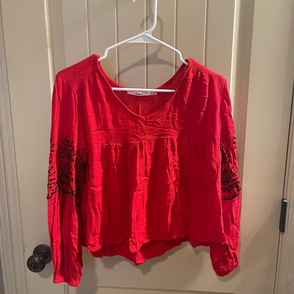 Francesca’s Red Long Sleeve Crop Top